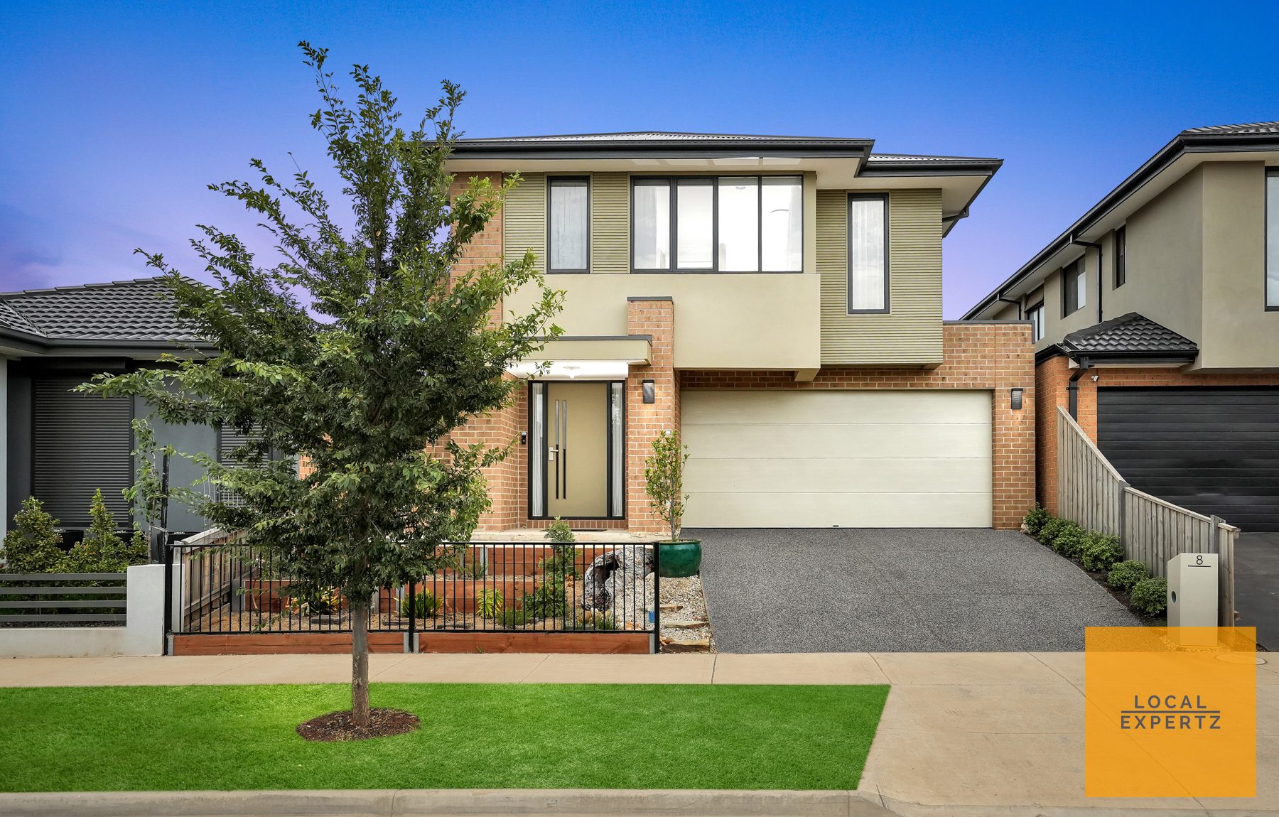 8 Honeydew Way, Rockbank, VIC — photo 1