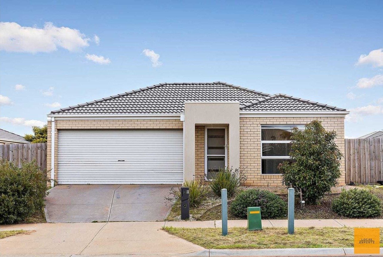 128 James Melrose Drive, Brookfield, VIC — photo 1