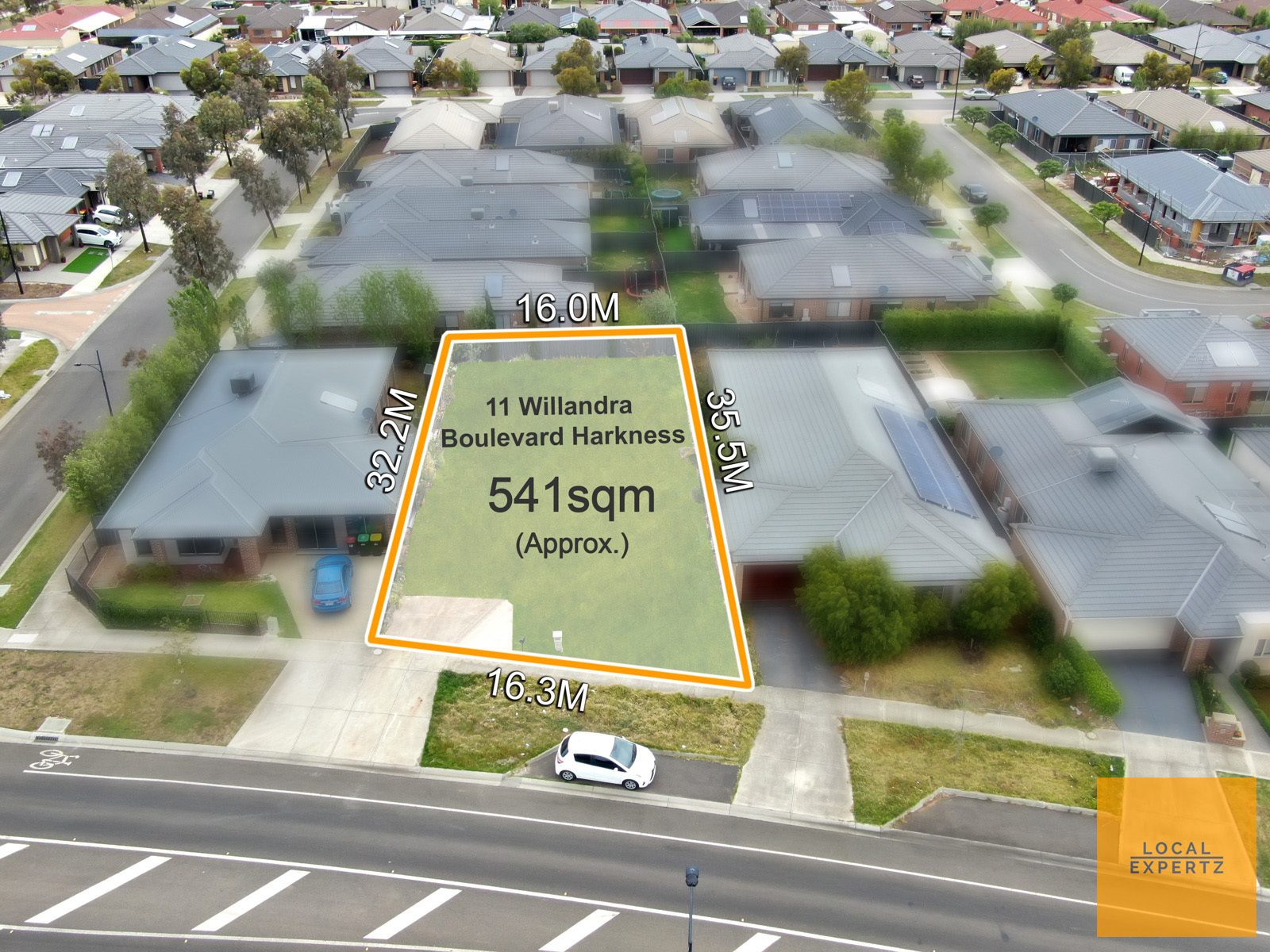 11 Willandra Boulevard, Harkness, VIC — photo 1