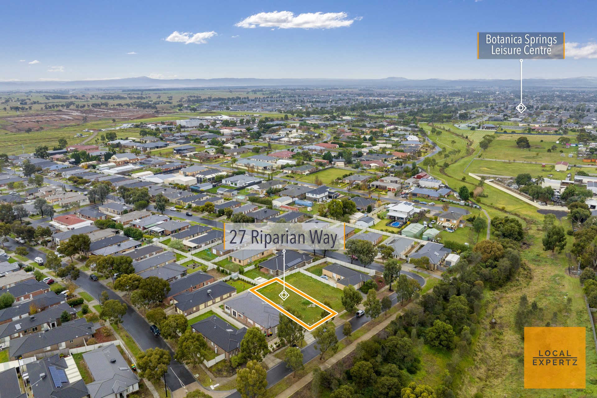 27 Riparian Way, Brookfield, VIC — photo 1