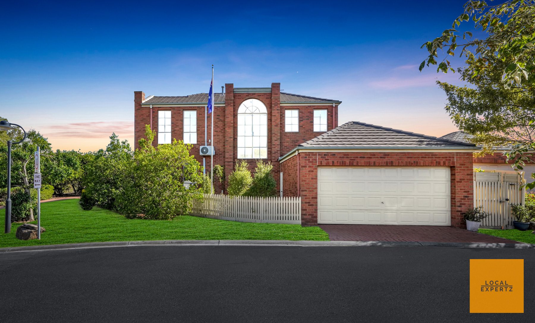 14 Wattletree Drive, Taylors Hill, VIC — photo 1