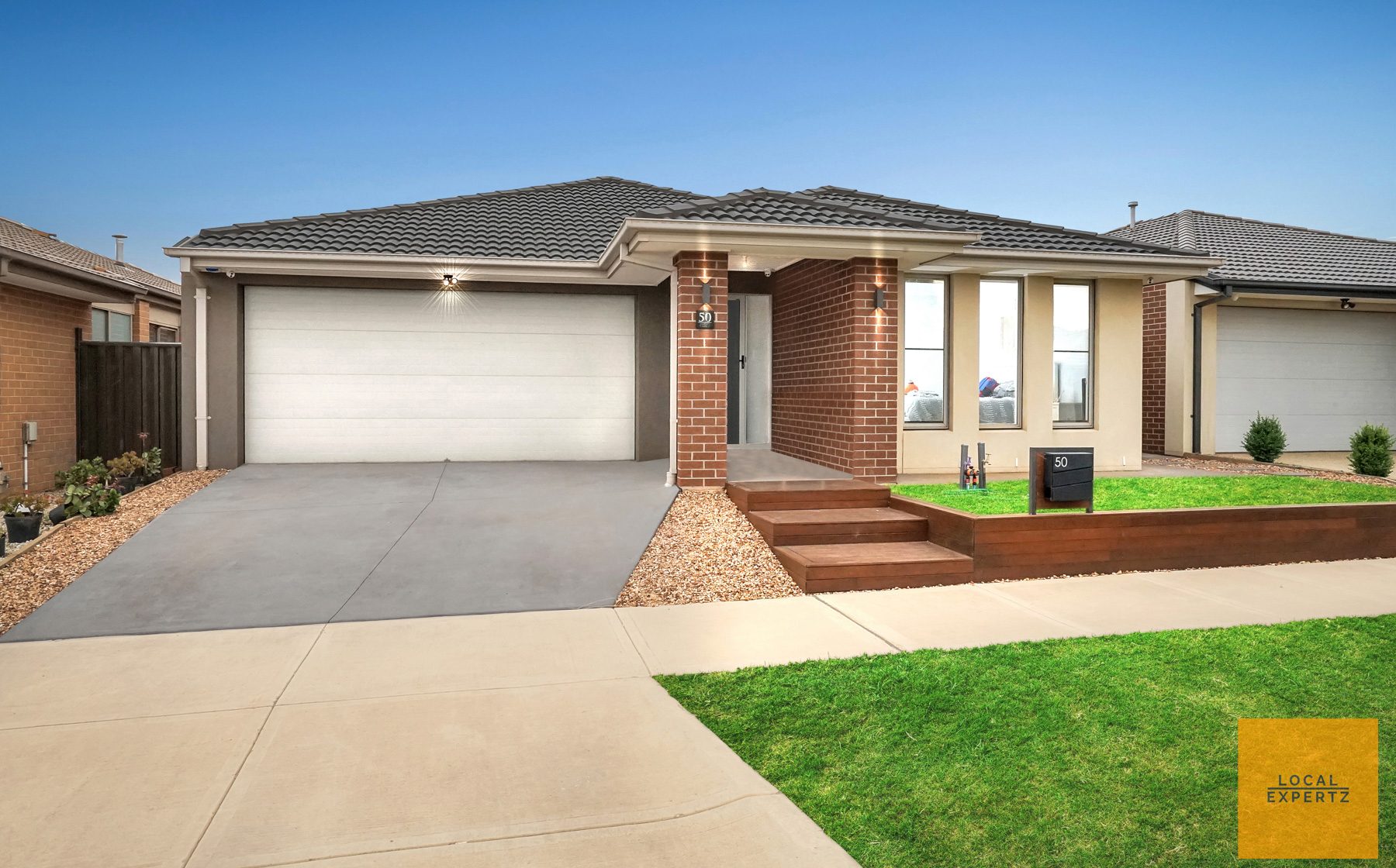 50 Runcorn Crescent, Strathtulloh, VIC — photo 1