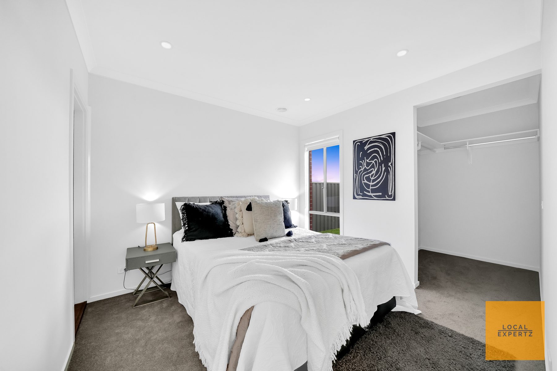 3 Raptor Place, Melton South, VIC — photo 1