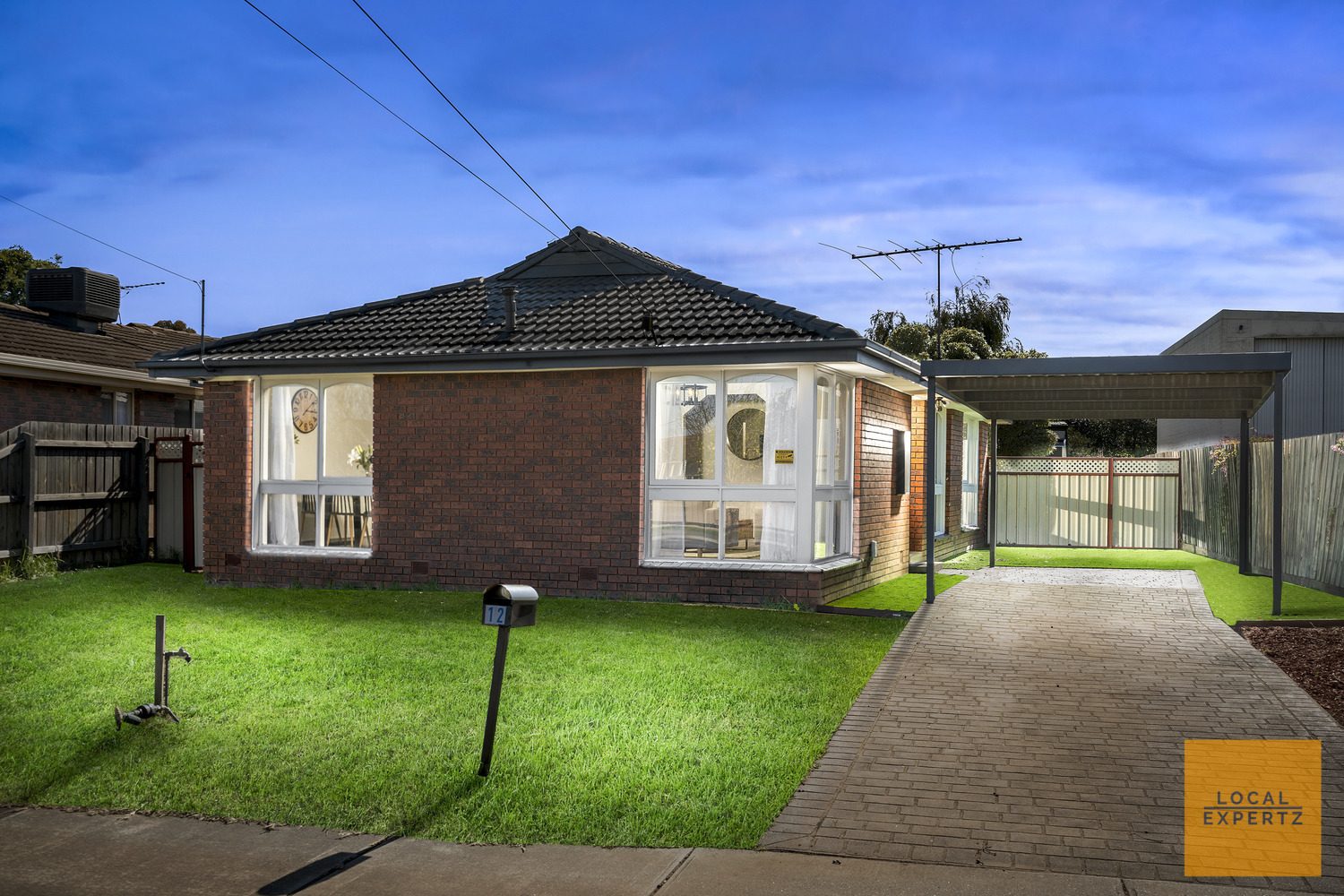 12 Richard Road, Melton South, VIC — photo 1