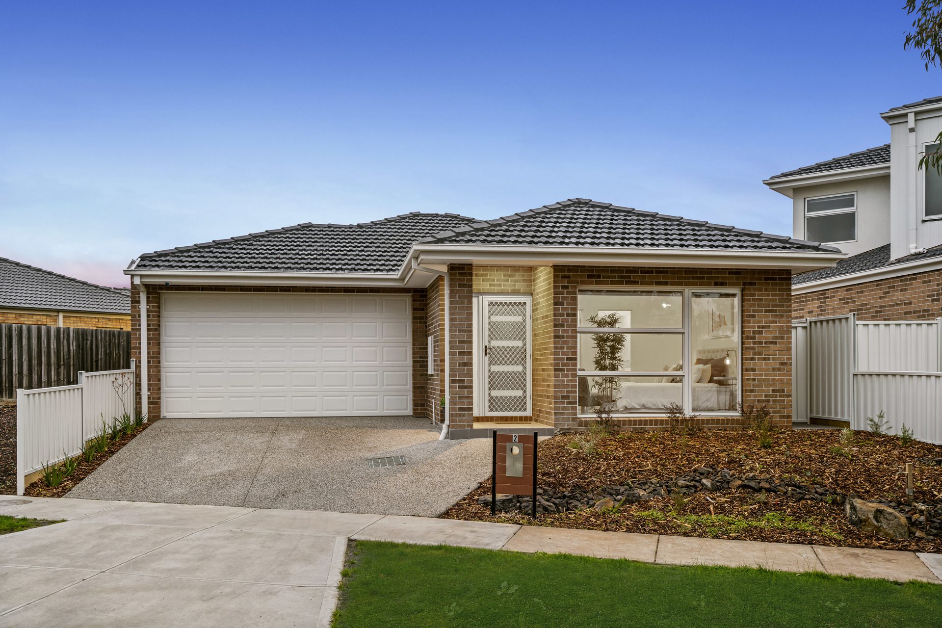 2 Black Knight Way, Kurunjang, VIC — photo 1