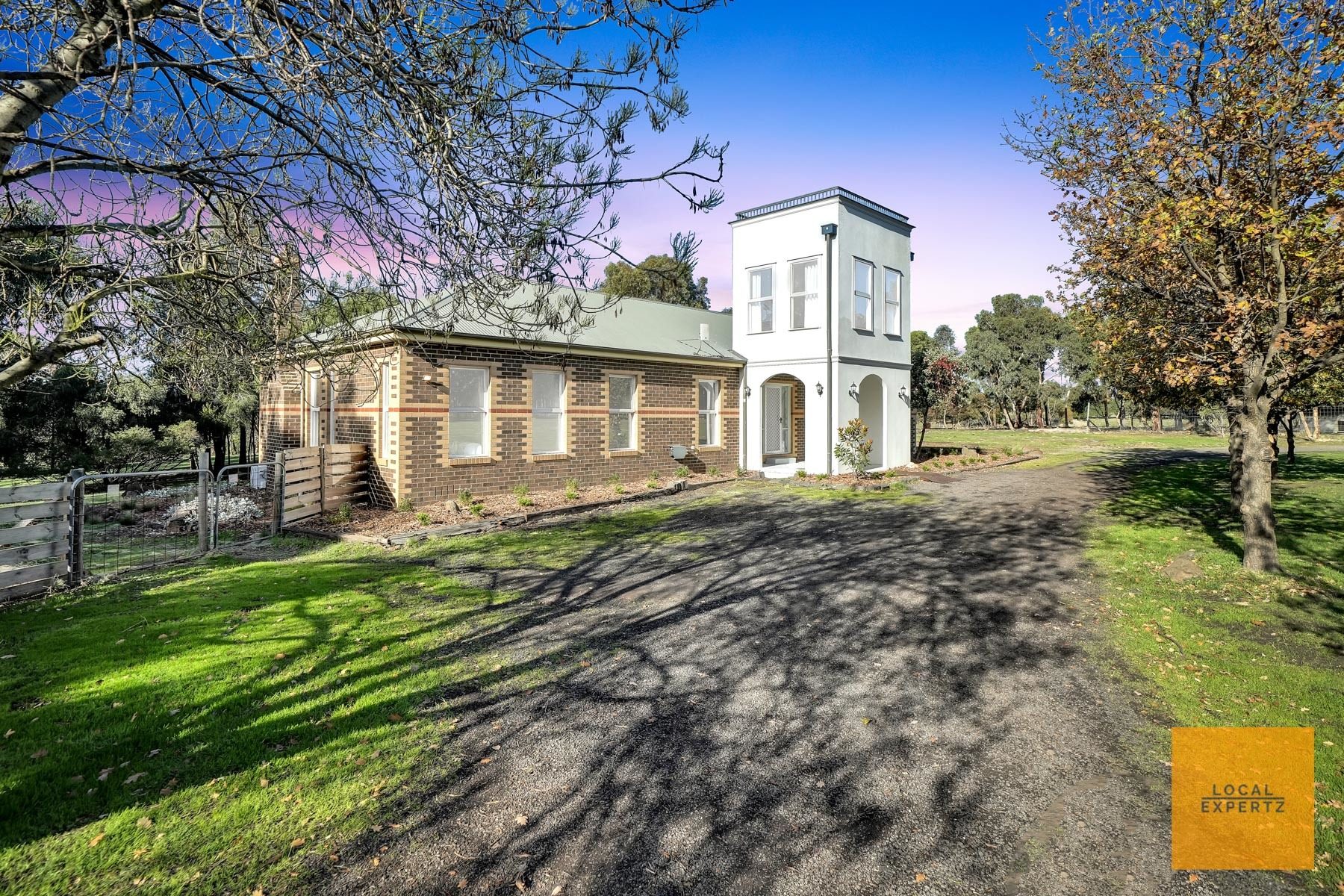 55 Morefield Court, Diggers Rest, VIC — photo 1