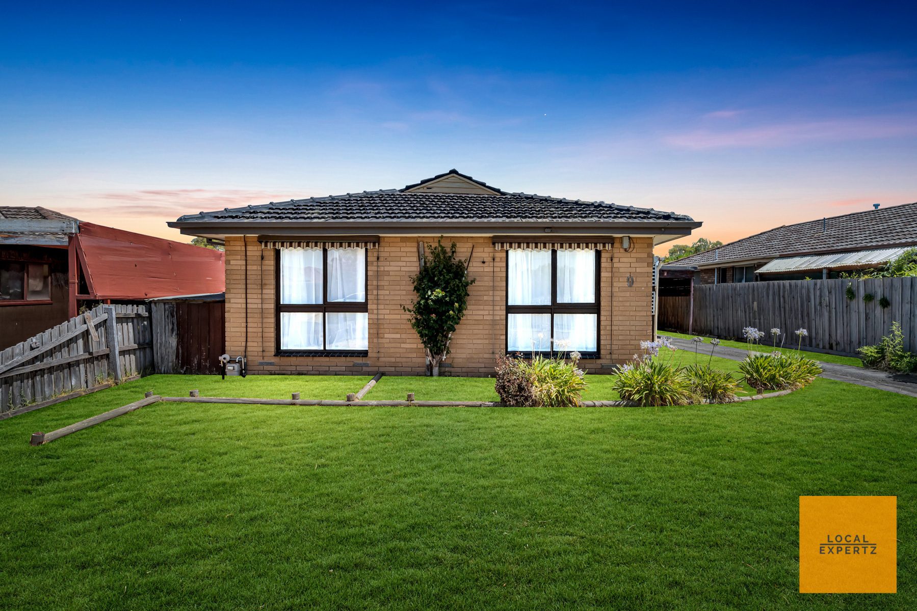 9 Kinkora Road, Melton, VIC — photo 1