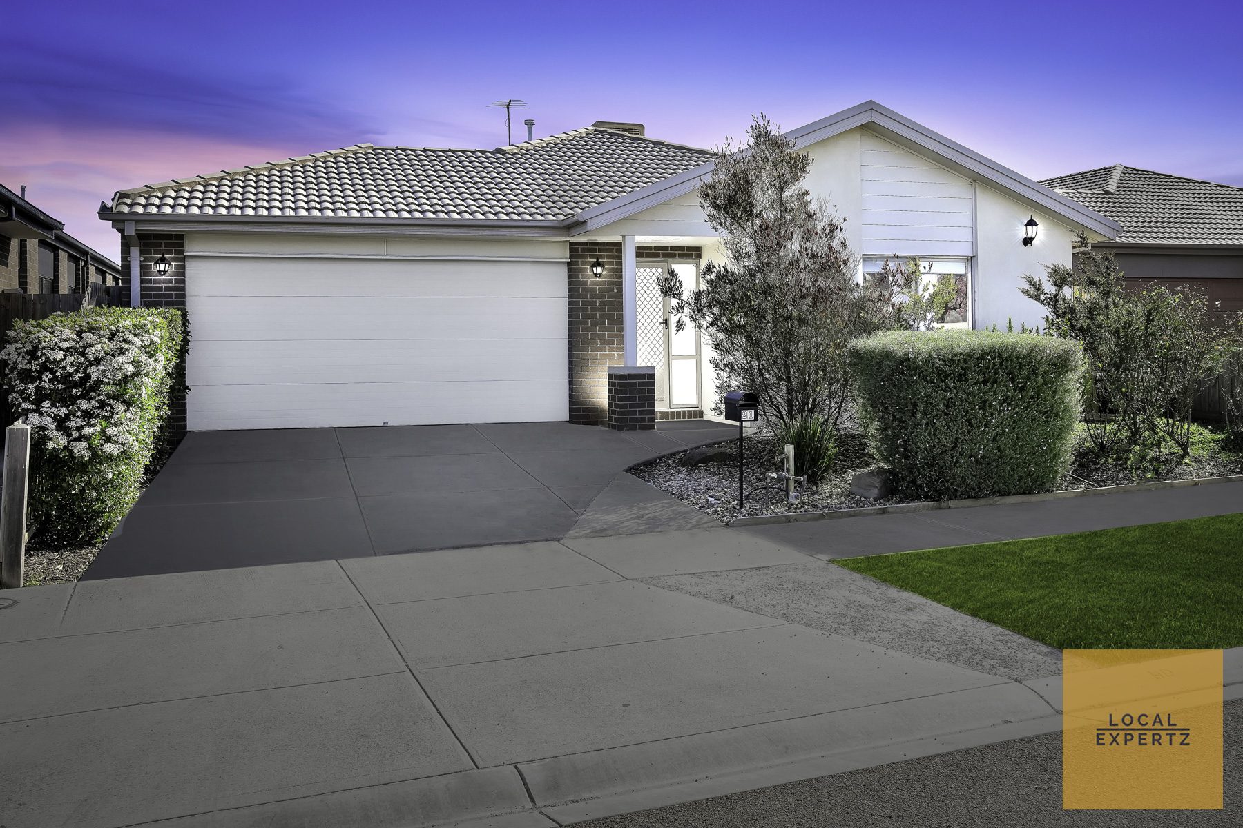 21 Cornwell Street, Melton South, VIC — photo 1