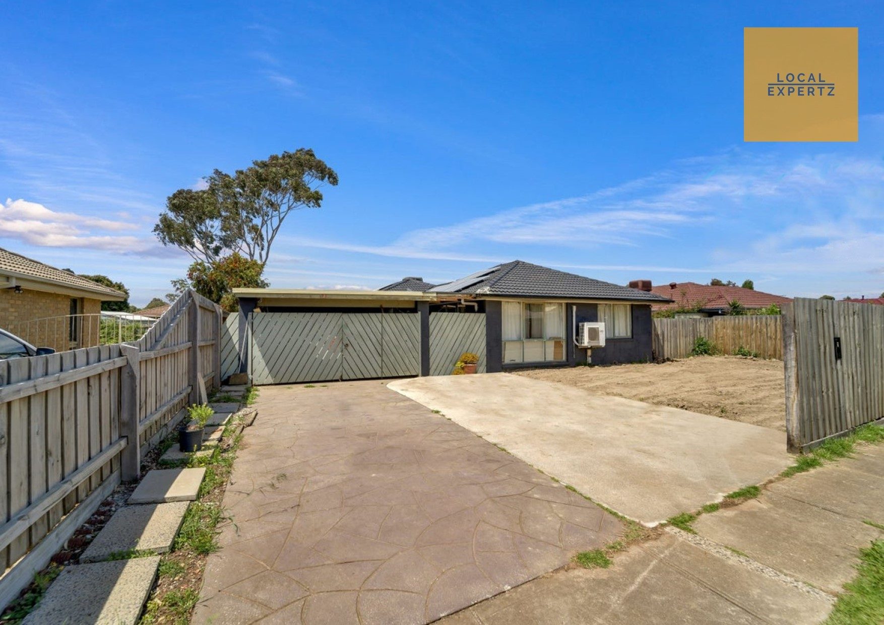 7 Tulloch Avenue, Kurunjang, VIC — photo 1