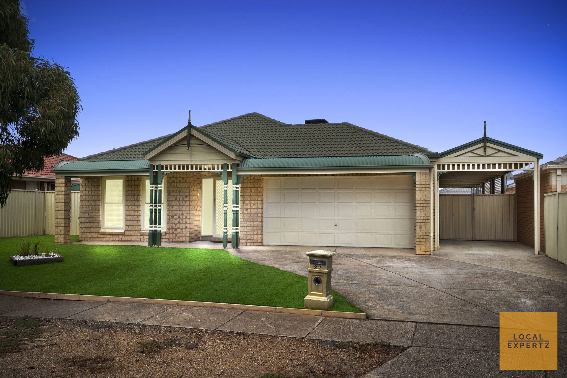 22 Fiddlewood Turn, Harkness, VIC — photo 1