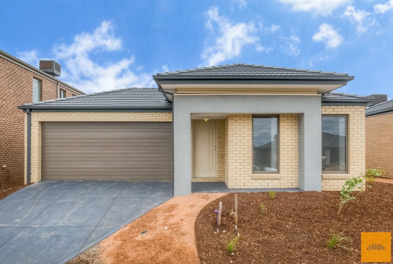 21 Cobble Street, Cobblebank, VIC — photo 1