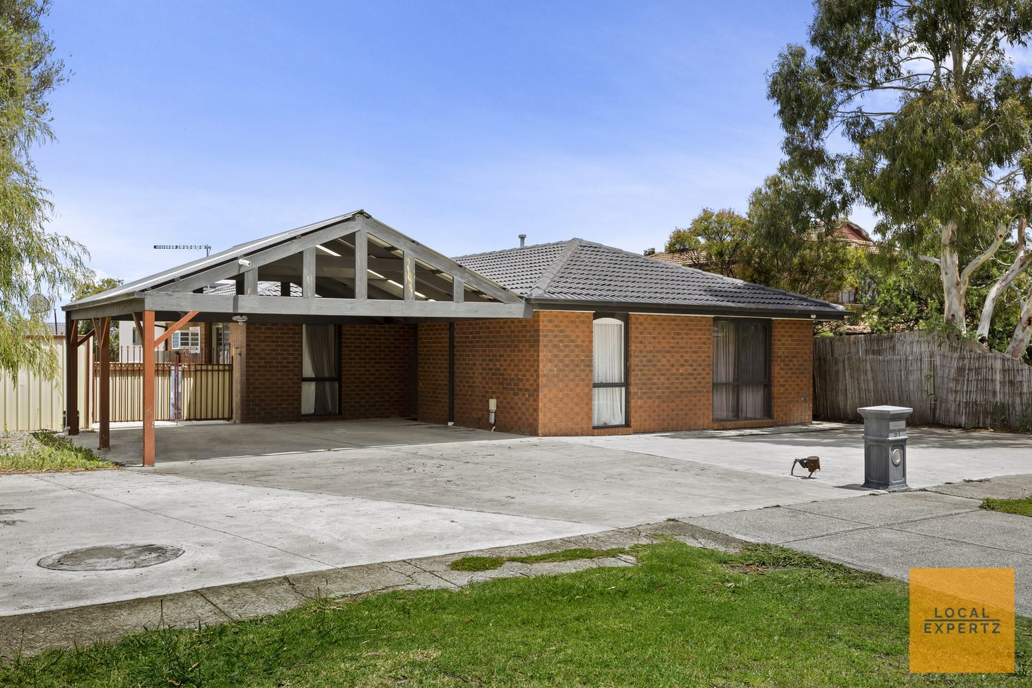 51 Hilton Way, Melton West, VIC — photo 1